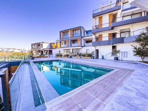 Flats with Smart Home System in Complex with Communal Pool in Bodrum Bardakçı The flats are located in Gümbet, Bardakçı in Bodrum. The Bardakçı Cove is a popular area with its Bodrum Castle and sandy beach views. The stylish flats are situated within...