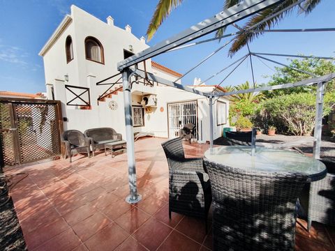 A fabulous family home or a spacious holiday getaway… this 3-bedroom, 3-bathroom, semi-detached Villa, is a must see, as properties in this avenue are something of a rarity. The Villa is set over 2 levels and accessed via the front garden, which also...