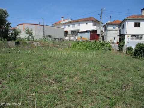 Land with 938m2, Great views, Excellent Location, Good Sun Exposure, Possibility of making a villa Excluded from the SCE, under Article 4 of Decree-Law No. 118/2013 of 20 August.