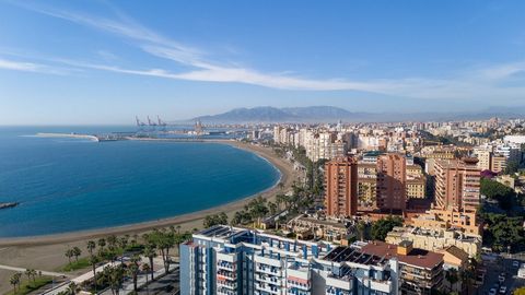 Luxury Apartment with Panoramic Sea Views of Malaga Bay for Sale A very exclusive property located in a truly unique location. Situated in the Monte Sancha area and perched on an elevated plot, this apartment boasts breathtaking panoramic views of th...