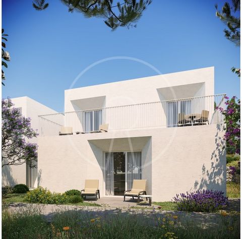 New T2 with balcony, inserted in the Grândola II Development. Located on the upper floor of Block B, this apartment consists of a living room with kitchenette, 2 bedrooms, one of which is a suite, 2 bathrooms and a large balcony of 19.57 sqm. The bed...