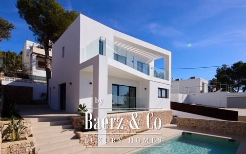 This modern house, recently renovated, is located in Cap Martinet in a quiet area very close to the beach of Talamanca. The house has 3 bedrooms with 3 private bathrooms. It is situated on a plot of 299 m2 and has a living area of 143 m2. The house h...