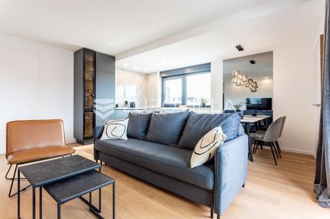 Zadar, Borik, apartment in a new building for long-term rent, NKP 69 m2. It consists of an entrance hall, two bedrooms, a bathroom, an open concept kitchen, dining room and living room, and a balcony. The apartment is modern and fully furnished and i...