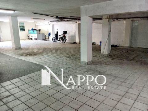 Comercial Premise for sale in Palma De Mallorca, with 360 m2 and Emergency exit. Features: - Garage
