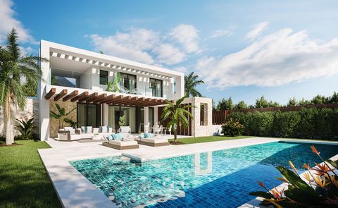 Outstanding New Villa being built with license in place will be ready beginning of 2023 . Located in one of the best beach side areas LAS CHAPAS at four blocks from one of the best beaches of MARBELLA . South facing corner Plot .The Villa will have t...