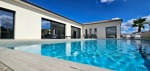 Price drop! In the town of Saint Laurent des Vignes, close to all amenities, in a quiet area, 10 minutes from the city center of Bergerac, come and discover this magnificent contemporary house, tastefully furnished. It offers great services, quality ...