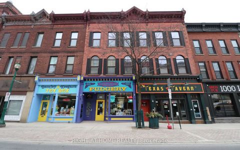Excellent opportunity to open your own Restaurant or franchise in vibrant downtown Brockville with sidewalk patio in warmer months. Turn key and fully equipped kitchen with washrooms on lower lever and main. Currently set up as a Pub/Bar but any conc...