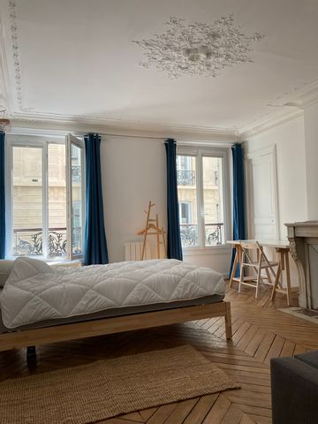 The furnished room in a shared apartment will be available starting from April 1st. The room includes a double bed, a desk with a chair, a wardrobe, electric shutters, and curtains, all tastefully decorated. The apartment's common areas feature a ful...