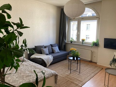 Welcome to a hassle-free stay. Finally, you can come home after a long day of work and just recharge and relax. The apartment offers a maximum of comfort in an ideal location (8 min by bus to downtown and its central train station, 2 min by car to th...