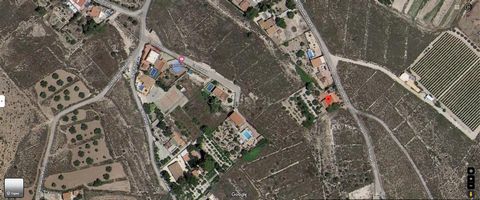 Are you looking to develop a new real estate project? Are you looking to buy urban residential land in Agost? Excellent opportunity to acquire in property this urban land with a surface area of 4804 m² located in the town of Agost, province of Alican...