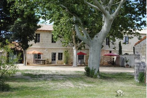 This former winegrowing estate dating from the 17th century is a real gem of prestigious property in the Arles region. Set in a peaceful location just 5 minutes from the historic centre of Arles, it is nestled in an exceptional setting of 8 hectares ...