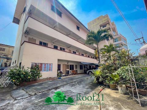 Announcing an incredible opportunity for Investors to own not one, but two entire buildings for sale in the highly sought-after Soi Buakhao area. These monthly apartments are located on a spacious 185 sq.wah plot of land. Building 1 is a charming 3-s...