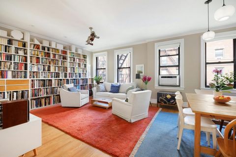 Looking for that rarest of all deals: an affordable true four bedroom apartment in one of the best neighborhoods in the city? Look no further! Come quickly to this lofty and bright four bedroom oasis, perfectly poised at the nexus of Chelsea, Flatiro...