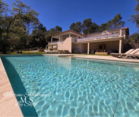 Located in Lorgues , Marine Sabouraud offers this house ideally located. This property is close to local shops, schools and restaurants. The house of 180 m² built on a beautiful plot of 4000 m² is built in 2016 and includes 7 rooms including 5 bedroo...