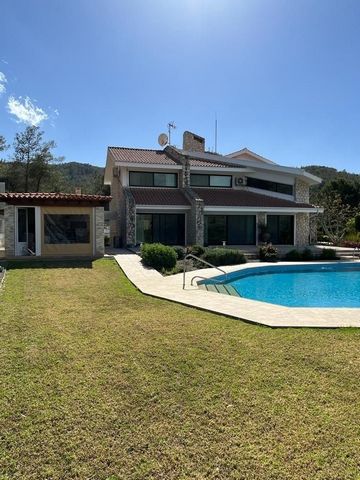 Located in Larnaca. Amazing 4 bedrooms villa with huge garden and big swimming pool in 4450sqm land, with amazing viewing in Mosfiloti area in Larnaca. The property is close to all amenities and highway, in a quiet residential area. Big and comfortab...