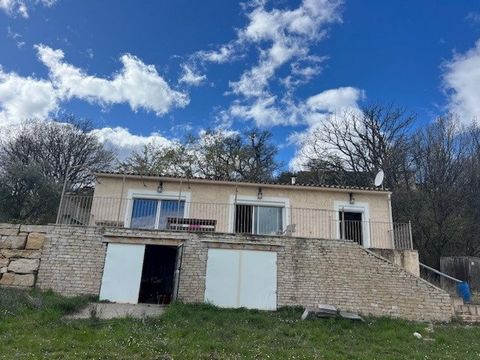 It is in Revest Saint Martin that I will take you to discover this house which will not leave anyone indifferent. Nestled on land of more than 7000 m2, this 2011 building will provide you with all the necessary comfort. Indeed, single storey built in...
