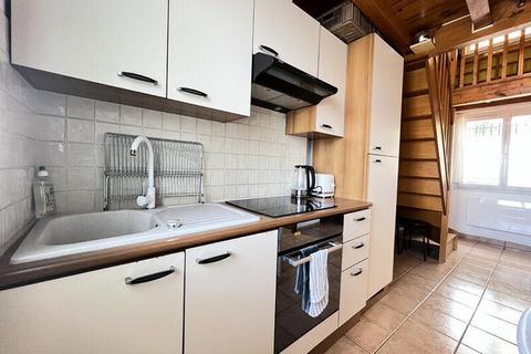 Over deze accommodatie In een paar woorden: een ideale uitvalsbasis in het noorden van Toulouse, vlakbij het SNCF- en metrostation! - Gerenoveerde studio in een oud pand; - Diensten die een comfortabel verblijf garanderen (wasmachine, kookplaat, lake...