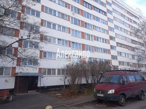 1701528 В продаже двухкомнатная квартира в самом зеленом, экологически-чистом районе Петербурга. В пешей доступности: два детских сада, две школы, спорткомплекс с гимнастическим уклоном, множество продовольственных магазинов. Нижне - Ивановский сквер...