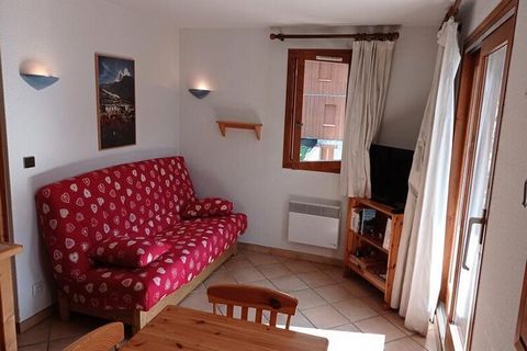 Dieses gem�tliche, 36 m² gro�e Apartment bietet Platz f�r bis zu 6 Personen und verf�gt �ber ein Schlafzimmer mit einem Doppelbett und einen kleinen Kabinenbereich mit zwei Etagenbetten. Das Wohnzimmer verf�gt �ber ein Schlafsofa f�r zwei Personen un...