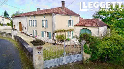 A32091SHH16 - A lovely old house full of character, with 2 large barns, and a separate maisonette, set in a peaceful location on the edge of a village, which has everything you need for day to day living. Bank, chemist, bakers, renowned butchers, hai...