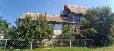 ID в ИМЛС: 18175397 Продам Дом площадью 127 м² ( г Жирновск ул Чкалова 73), участок 15 сот. (Земли населенных пунктов / Индивидуальное жилищное строительство). Дом: этажность - 2. В доме имеются все удобства (туалет, ванна, душ),  два балкона. Отопле...