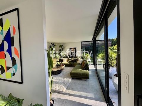 59420 MOUVAUX - SUPERB NEW CUBIC HOUSE WITH 290m2 OF LIVING SPACE ON A SEMI GROUND FLOOR AT THE END OF A DRIVEWAY OFFERING VERY NICE FEATURES IN A QUIET AND RESIDENTIAL AREA Efficity, the agency that evaluates your property, offers you this very brig...