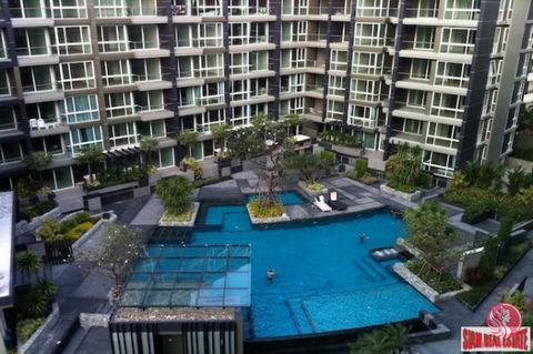 A three bedroom unit with a pool view is available for sale at the Apus Condominium. This 118 sqm three bedroom, three bath is located on the ground floor and sold fully furnished. There is a large European kitchen with contemporary appliances and a ...