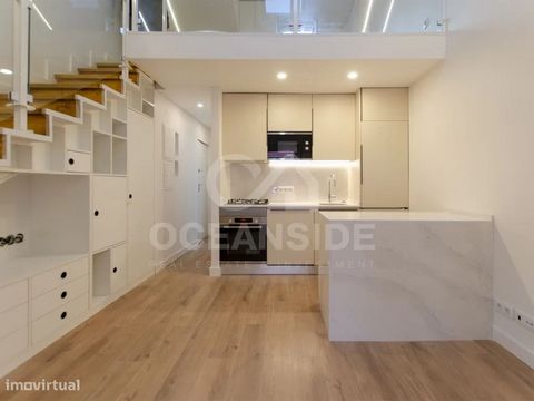 In the heart of Lisbon, we find this T2 Duplex, located in Príncipe Real. Close to green areas and the hustle and bustle of this charming area, this apartment is an excellent opportunity for those looking for a cosmopolitan and more minimalist lifest...