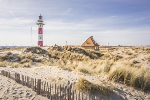 Geräumige 2-Zimmer-Wohnung Seeblick. Kleine Haustiere sind hier erlaubt Eingebettet in der ruhigen Küstenstadt Nieuwpoort bietet diese exquisite Wohnung die perfekte Mischung aus Komfort, Bequemlichkeit und atemberaubenden Ausblicken. Nur einen Stein...