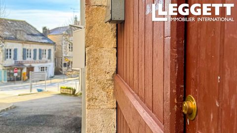 A34248NK46 - Character apartment (105 m2), situated in the heart of the village of Montcuq, boasting high French style ceilings, tomettes, a chateau worthy fireplace, original stone sink and 2 bedrooms. In need of some internal updating to give it ba...