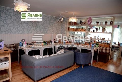 Yavlena sells an attractive retail outlet in a communicative place in the town of Yavlena. Sofia, Beli Brezi district. It consists of two rooms, a bathroom and a terrace with a total area of 170 square meters. excellent visibility, communicative plac...