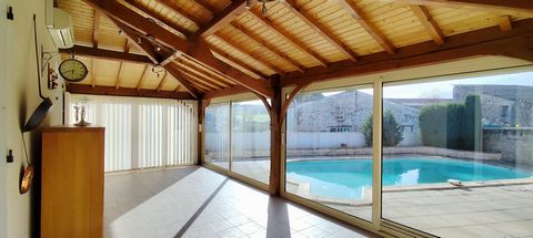 Maison chaleureuse avec piscine en campagne