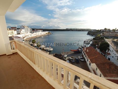 Building of 4 apartments plus a local on Cales Fonts. It's distributed over five floors, on the first, second and third floors there are three apartments with two bedrooms, a bathroom, separate kitchen and laundry room, a spacious living room each wi...
