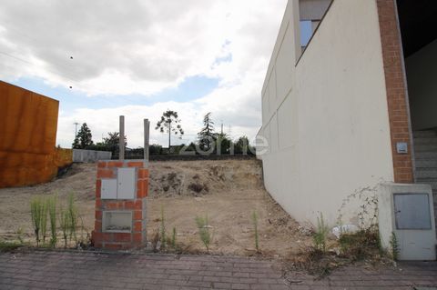 Property ID: ZMPT552155 Land for construction in Palmeira, Braga. Construction allowed in the allotment: single-family housing in band, consisting of 3 floors. Full description Specific characteristics: - Total land area 225 m² - Implantation area 10...