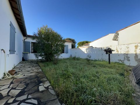 Contemporary single-storey house in a quiet area of La Noue. Beautiful south-facing living room with fireplace and kitchen, 2 bedrooms, large garage, cellar, reception garden, rest of building space and/or swimming pool. EUR 622,800. 600,000 euros + ...