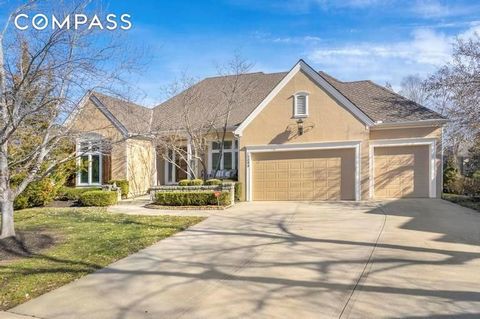 Don’t miss this Stunning, 4450 square foot, Dan Smith built reverse! 5 Bedroom. Two bedrooms on main and Three in lower level. 4.5 baths. Walkout, Cul-de-sac lot. Extended open floor – 15 foot ceilings. Hardwoods on main. 2 fireplaces. Stainless stee...