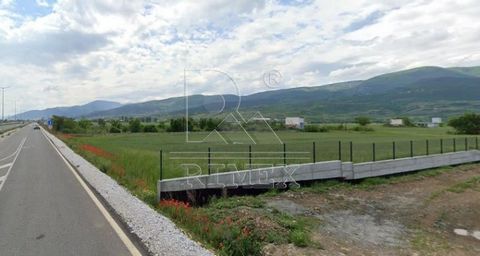 For Properties in Sofia call us at ... Offer 80899 RIMEX Imoti offers on the market a wonderful rectangular plot of land with ideal dimensions of 80 by 40 meters. Located on Asenovgrad Road, facing the road of 40 meters, after KCM in the direction of...