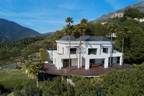Offered for sale is a spectacular, high-quality contemporary villa, located in a protected natural environment, perfectly combining beauty and privacy. This marvelous property boasts stunning panoramic views of Lake Istán and the Mediterranean Sea, s...