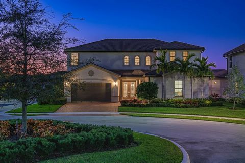 Luxury Living in the Gated Sonoma Isles, in JupiterThis stunning 5 bedrooms, 6.1 baths, office, loft and a movie theater, on a lakefront cul-de-sac home offers the perfect blend of modern elegance and serene surroundings, providing an unparalleled li...