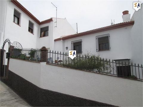 REDUCED TO SELL. Situated in the typical Spanish village of Tozar in the province of Granada, Andalucia, Spain, is this 4 bedroom 2 bathroom townhouse beautifully finished with great outside space. On walking into the property from the street you are...