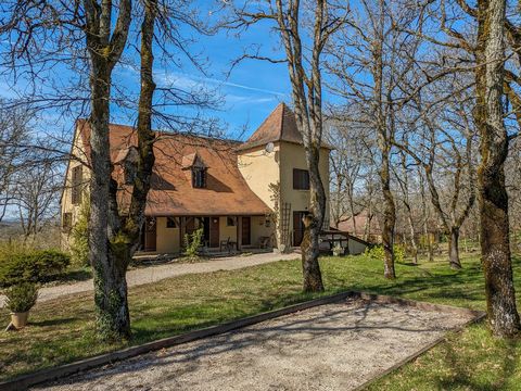In the heart of the Dordogne Valley, within walking distance of a village, a large and well presented property with flexible accommodation, double garage and pool. Currently operating as a successful chambre d'hote, the property offers comfortable an...