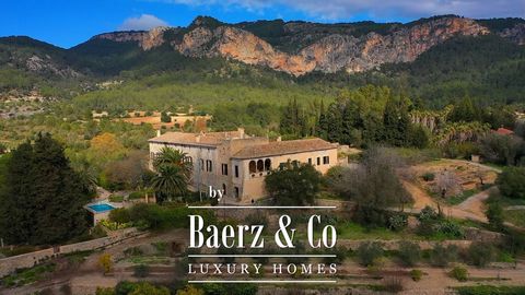 HISTORIC MANOR HOUSE WITH ITS OWN VINEYARD The unique and impressive Mallorcan “Possessiò”, which can be reached quickly and very easily from the district capital Palma de Mallorca, was originated as a settlement in the 14th century, but really gaine...