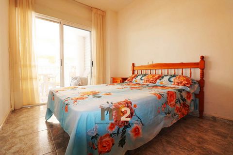 For sale apartment in Guardamar del Segura, to just 30 meters from the beach. Property completely furnished on 1º floor with elevator, north facing. It has 3 large bedrooms, 1 complete bathroom with shower, 1 toilet, luminous living room, fully equip...