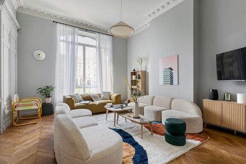 Welcome to your future home in Lille République! This private mansion in the Madeleine district extends over 750m² and three levels. Our architects have made a point of offering generous common spaces, adapted to today's uses. Lille République offers...