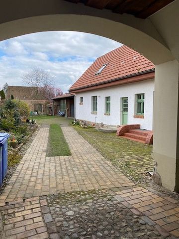 This cozy apartment is a lovingly furnished apartment of approx. 50 m² in a very nice courtyard in the old town of Mittenwalde, this is fully furnished and is offered for rent on a temporary basis. The apartment is located on the ground floor and has...