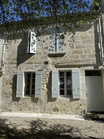 Love at first sight is guaranteed for this completely renovated stone house of about 100 m2 located in the heart of a most popular village. It consists of an entrance, a kitchen, a pantry, a living room, a toilet for the ground floor, a landing, 3 be...