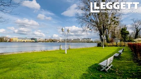 A27934MLV95 - Enghien les Bains (95) - By the lake - 6 rooms (T6) - 173m² - DPE D - In the heart of the remarkable 'Belle Epoque' residences, 2 steps from the lake's promenade jetty, superb flat with balconies and terrace enjoying panoramic views, in...