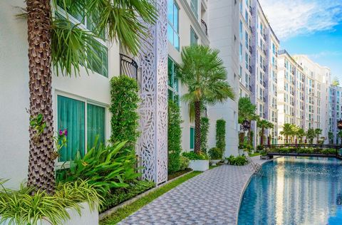 Luxuriöse Apartments der Premiumklasse im Herzen von Pattaya! Eine ausgezeichnete Option für Investitionen! Perfekt sowohl für den dauerhaften Wohnsitz als auch für die Vermietung! Erträge ab 8%! Ratenzahlungspläne sind verfügbar! Die Apartments sind...