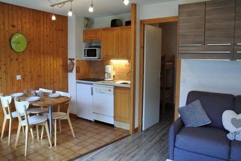 Ce confortable studio de 25 m² est situé au 1er étage de la Résidence Le Picaron, à seulement 200 mètres du centre de Morzine et des pistes de ski, ce qui en fait une base idéale pour les aventures hivernales comme estivales. Bénéficiant d'une exposi...