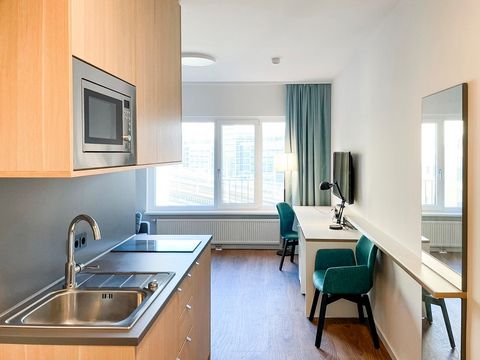 Este moderno apartamento en el corazón de Berlín ofrece una oportunidad de inversión única. Situado a pocos pasos de la estación central de Berlín, ofrece un excelente acceso a los principales puntos de interés, como Alexanderplatz, Potsdamer Platz, ...